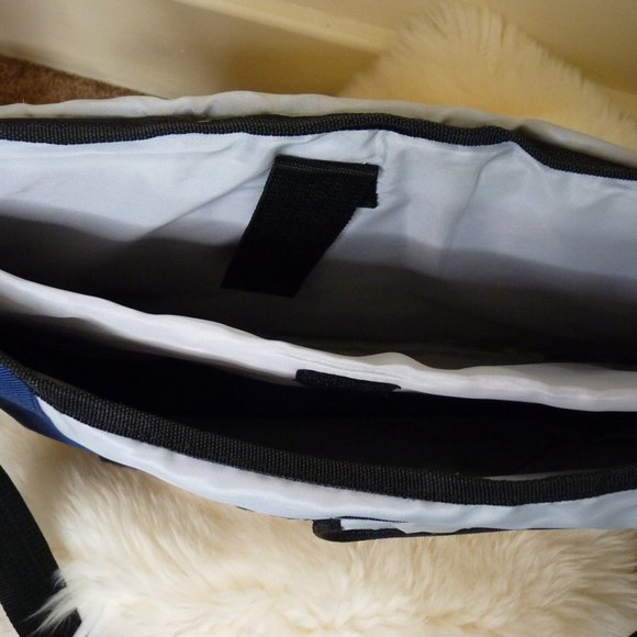 Levi's Canvas Laptop Bag - Picture 5 of 6